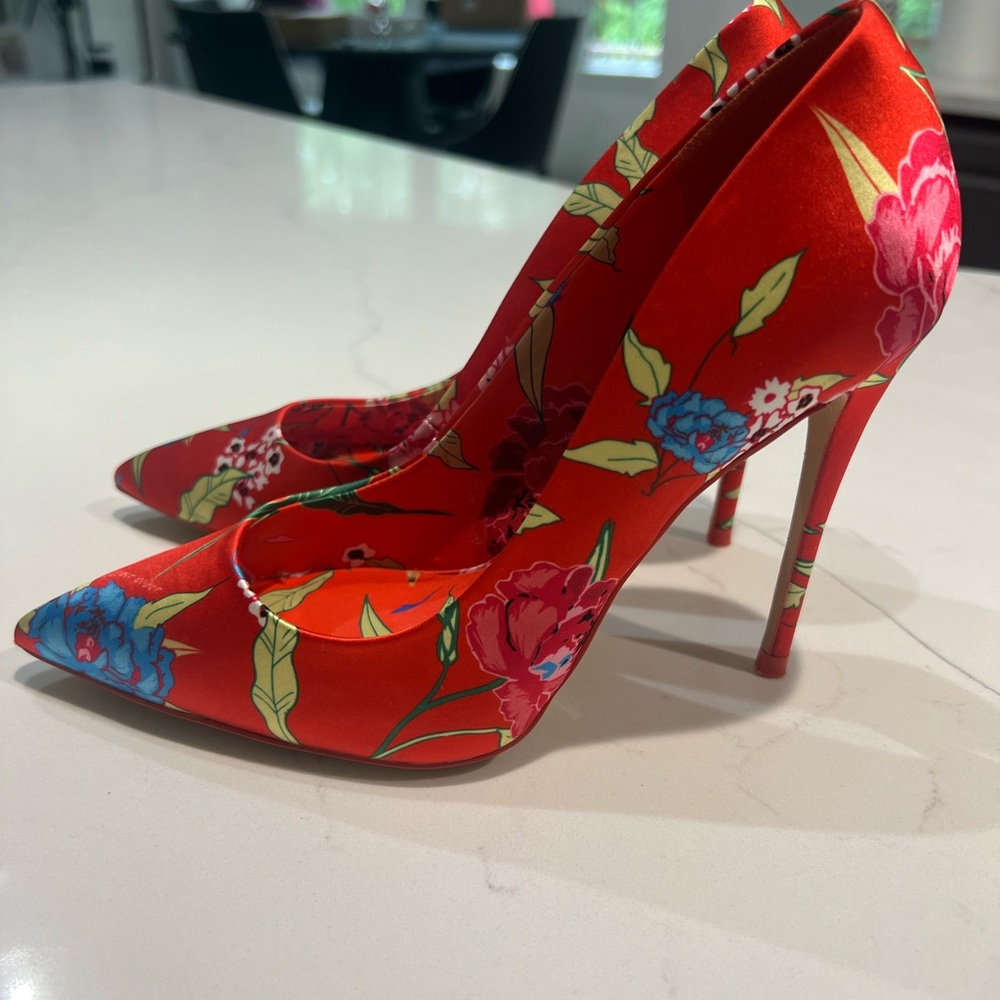 Beautiful Aldo Heels